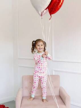 NEW SMALL SHOP girls convo hearts bamboo pajama set in pink